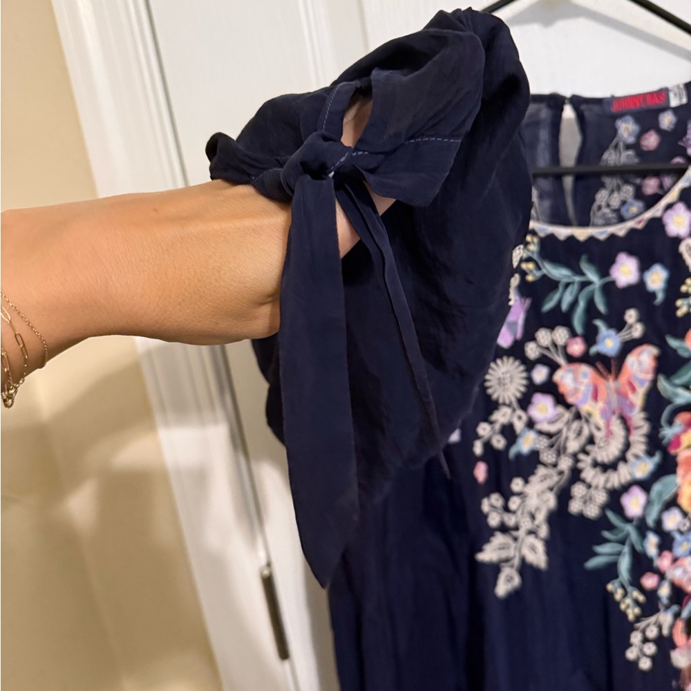 Johnny was Embroidered Navy Boho Tunic Dress with Floral Detail medium - Picture 3 of 7